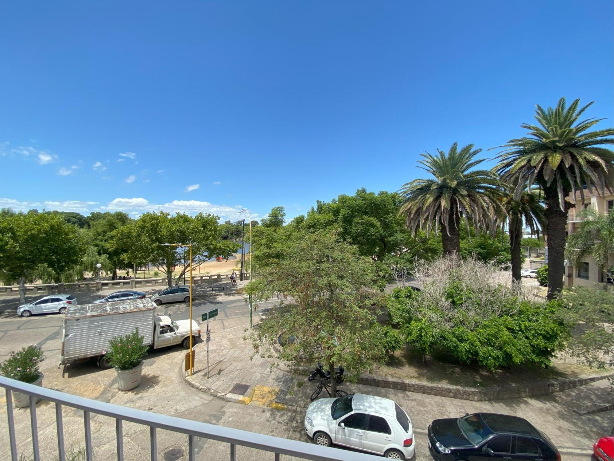Departamento Costanera Apartment *